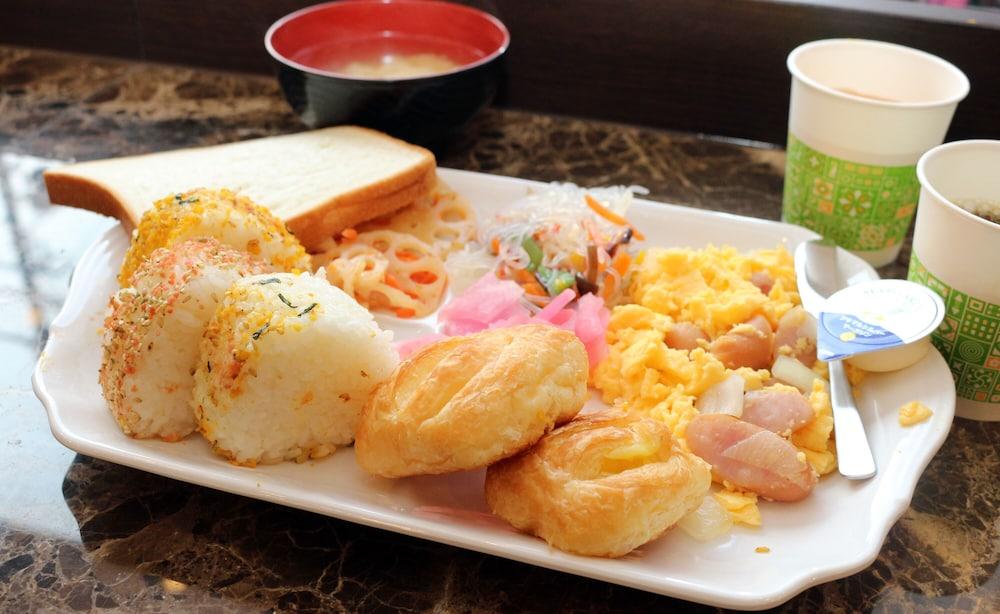 Hotel Toyoko Ekimae